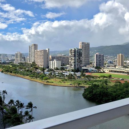 Island Colony Suites Honolulu Pokoj fotografie