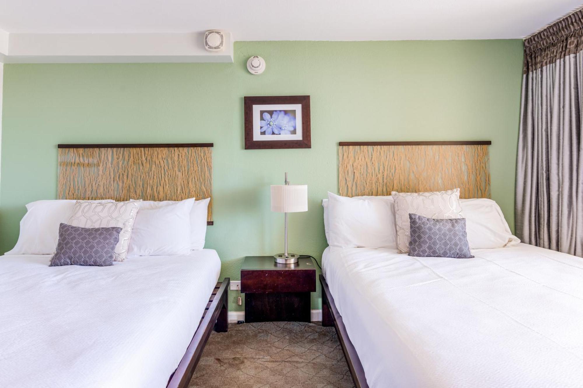 Island Colony Suites Honolulu Pokoj fotografie