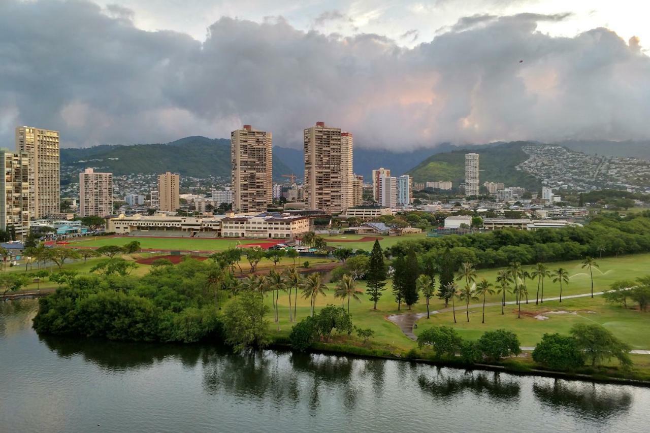 Island Colony Suites Honolulu Exteriér fotografie